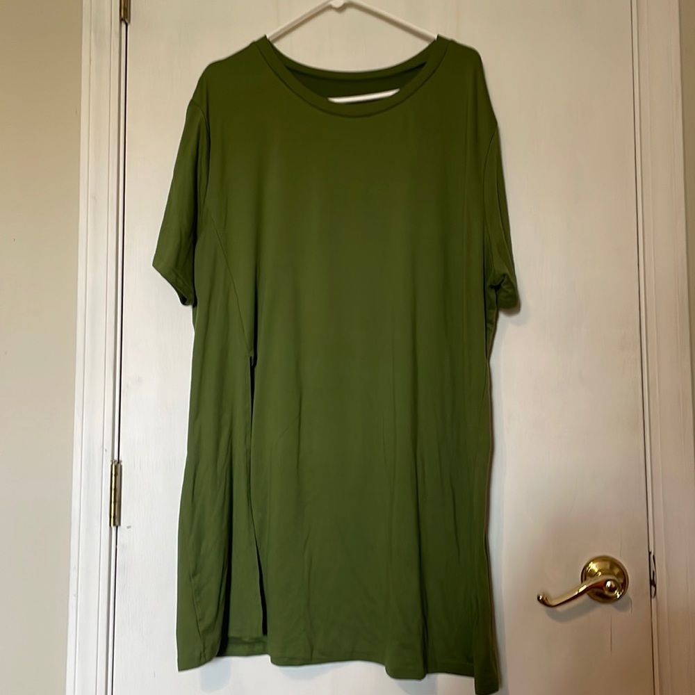 Perfect shirt for leggings. Size 3x